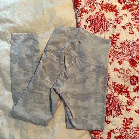Lululemon leggings - Picture 5 of 6